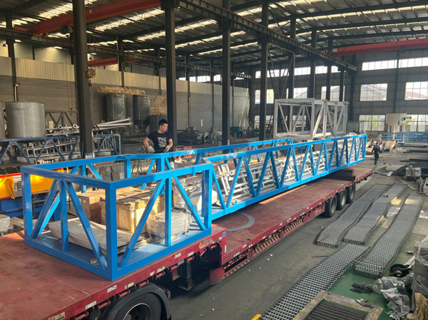 周邊傳動刮泥（ní）機，輕鬆排泥又快又好