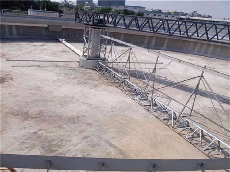 中心傳動單（dān）管吸泥機