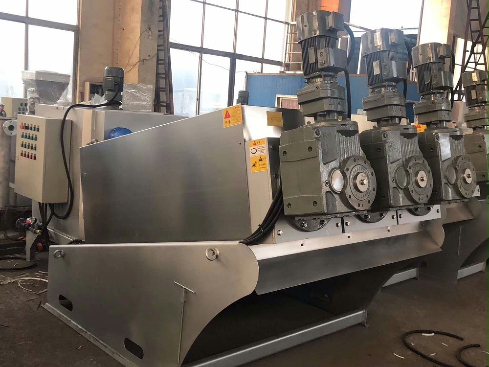 汙泥脫水（shuǐ）機