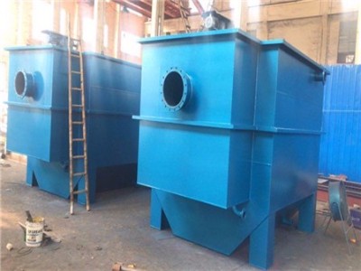 一（yī）體化（huà）纖維轉（zhuǎn）盤濾（lǜ）布濾池